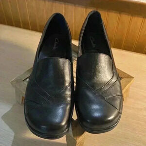 Clark’s Blackberry Black Leather Slip-on Loafers